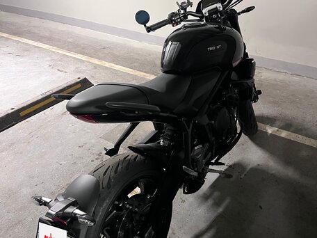 2021 Triumph Trident 660, чёрный, 880000 рублей, вид 3