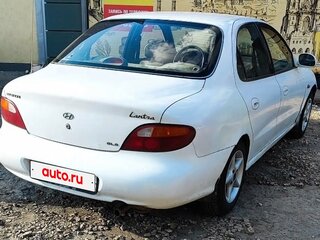 1997 Hyundai Lantra II, белый, 190000 рублей, вид 3