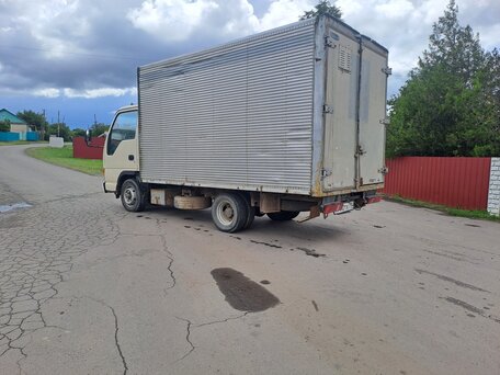 1996 Isuzu Elf (N-series), белый, 535000 рублей, вид 3