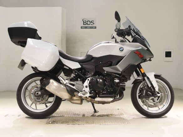 2020 BMW F 900 XR, серебристый, 798000 рублей - вид 1