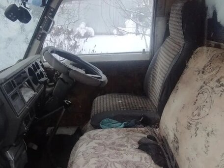1989 Mazda Titan, белый, 890000 рублей, вид 3