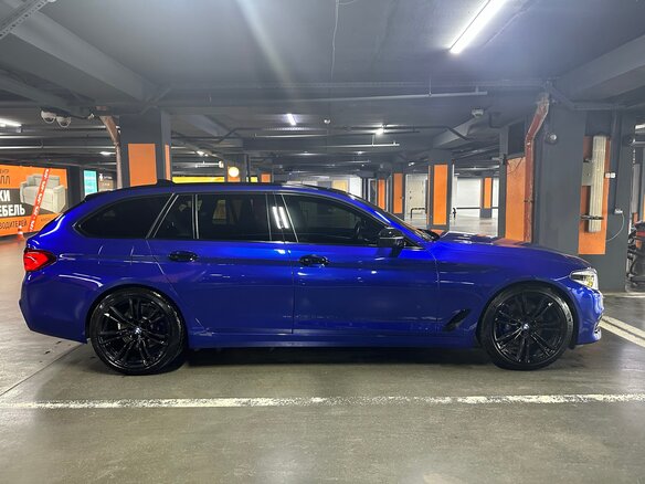 2019 BMW 5 серии 530d xDrive VII (G30/G31/G38), синий, 3750000 рублей - вид 7
