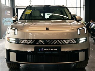 2026 Lynk & Co 900, серый, 7800000 рублей, вид 2