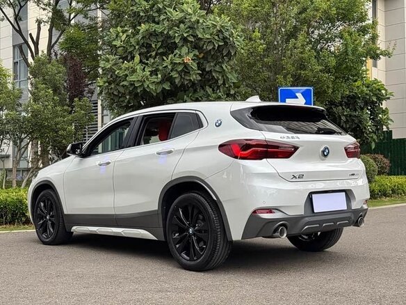 2021 BMW X2 sDrive20i I (F39), белый, 1850000 рублей - вид 13