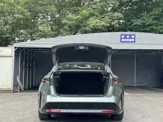 2026 Toyota bZ7 88.13 kWh, зелёный, 4100002 рублей, вид 3
