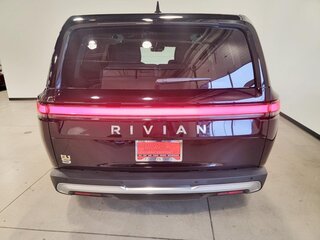 2024 Rivian R1S QM Large, чёрный, 13853712 рублей, вид 5