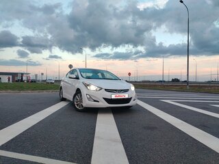 2014 Hyundai Elantra V (MD) Рестайлинг, белый, 1150000 рублей, вид 3