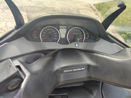 2014 Suzuki Burgman (SkyWave) 400, чёрный, 380000 рублей, вид 3