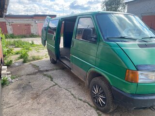 1992 Volkswagen Transporter T4, зелёный, 320000 рублей, вид 4