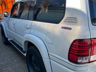 2001 Toyota Land Cruiser 100 Series, белый, 2380000 рублей, вид 4