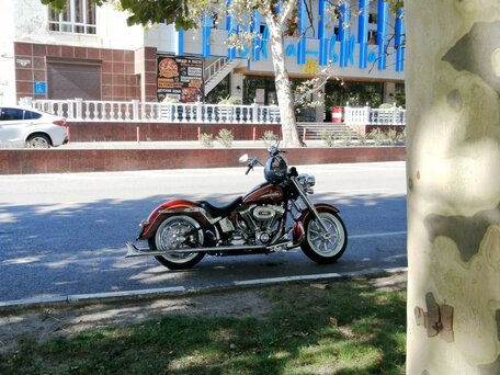 2014 Harley-Davidson CVO, красный, 2200000 рублей, вид 3