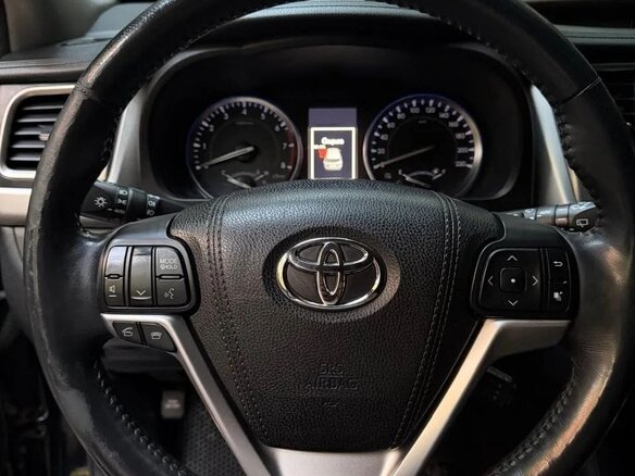 2016 Toyota Highlander III (XU50), чёрный, 2750000 рублей - вид 4
