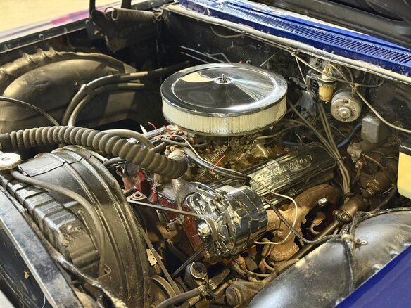 1960 Chevrolet Impala II, синий, 7800000 рублей - вид 19