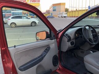 2011 Lada (ВАЗ) Kalina I, красный, 235000 рублей, вид 5