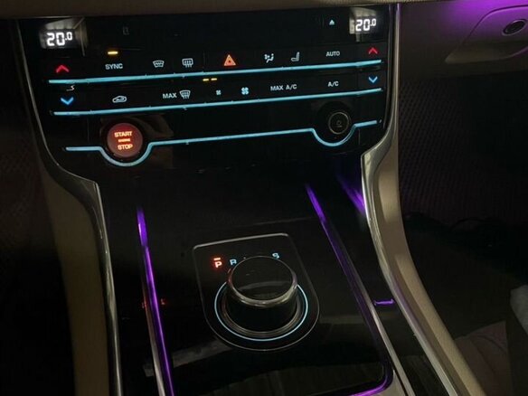 2017 Jaguar XF II, красный, 2400000 рублей - вид 24
