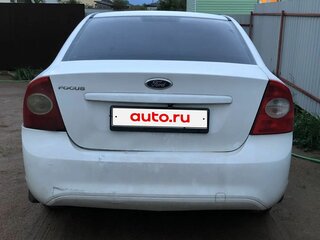 2011 Ford Focus II Рестайлинг, белый, 350000 рублей, вид 4