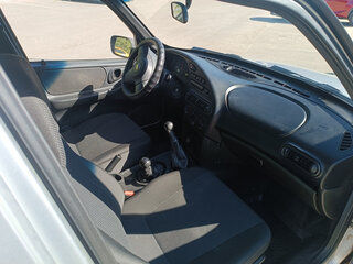 2012 Chevrolet Niva I Рестайлинг, серебристый, 735000 рублей, вид 5
