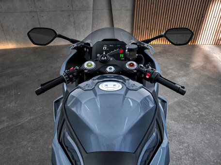 2026 BMW S 1000 RR, серый, 2900000 рублей, вид 5