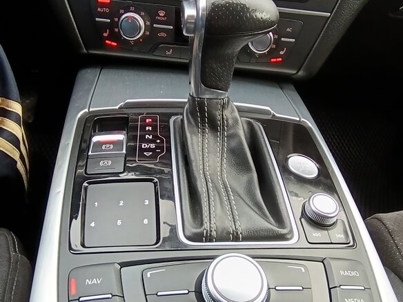 2011 Audi A7 I (4G), белый, 2150000 рублей - вид 23