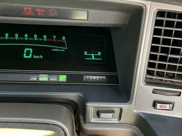 1988 Toyota Crown VIII (S130), чёрный, 1000000 рублей - вид 14