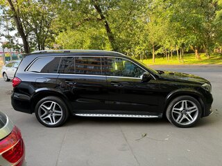 2018 Mercedes-Benz GLS 400 I (X166), чёрный, 4900000 рублей, вид 4