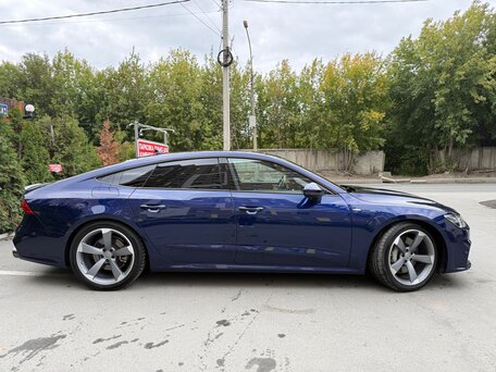 2020 Audi A7 55 TFSI II (4K), синий, 5660000 рублей, вид 4