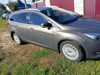 2017 Ford Focus III Рестайлинг, коричневый, 1100000 рублей, вид 4