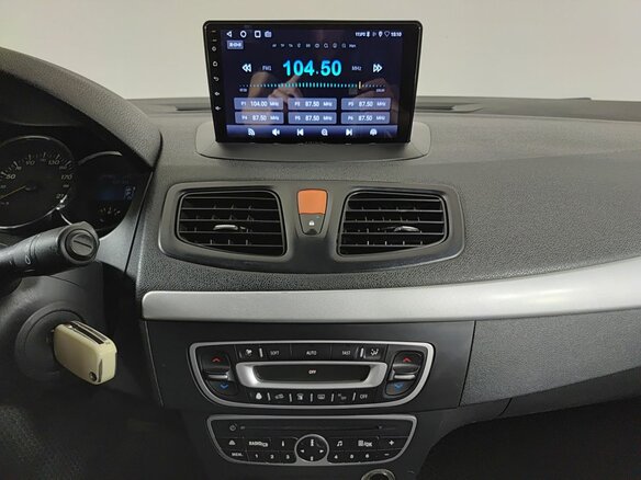 2010 Renault Fluence I, серый - вид 16