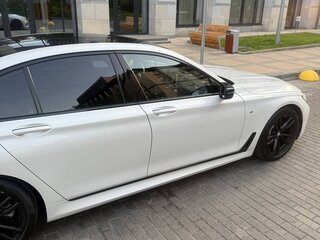 2018 BMW 7 серии 730i VI (G11/G12), белый, 4000000 рублей, вид 5