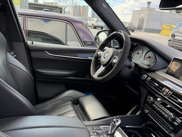 2018 BMW X5 M II (F85), серый, 5500000 рублей - вид 3