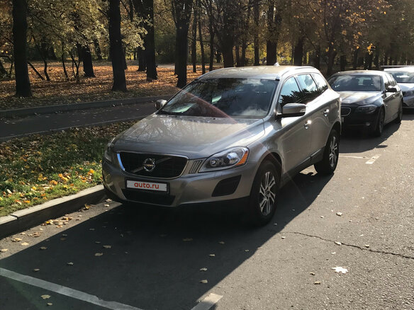 2012 Volvo XC60 I, бежевый - вид 3