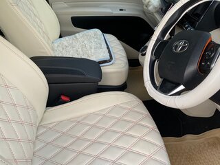2018 Toyota Sienta II, красный, 1780000 рублей, вид 4