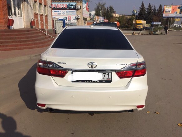 2015 Toyota Camry VII (XV50) Рестайлинг, белый - вид 4