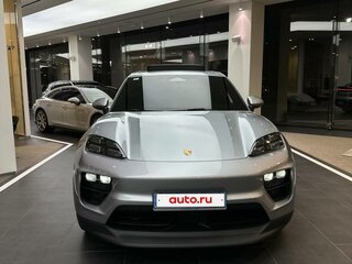 2025 Porsche Macan 4S II, серебристый, 16500000 рублей, вид 2