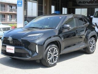 2023 Toyota Yaris Cross I, чёрный, 1690000 рублей, вид 2