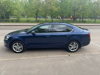 2017 Skoda Octavia III (A7) Рестайлинг, синий, 1500000 рублей, вид 4