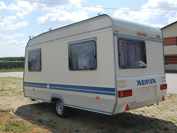 2003 Adria Unica, белый - вид 2