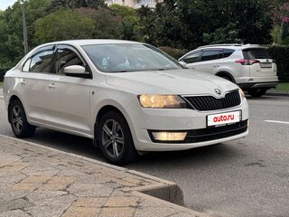 2017 Skoda Rapid I, белый, 980000 рублей, вид 4