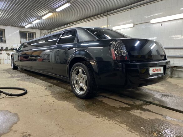 2005 Chrysler 300C I, чёрный, 1750000 рублей - вид 13