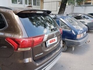 2021 Mitsubishi Outlander III Рестайлинг 3, коричневый, 2410000 рублей, вид 4