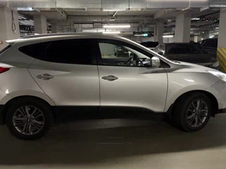 2013 Hyundai ix35 I Рестайлинг, серебристый, 1100000 рублей, вид 3