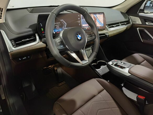 2025 BMW X1 Long 25Li xDrive III (U11/U12), чёрный, 4990000 рублей - вид 10