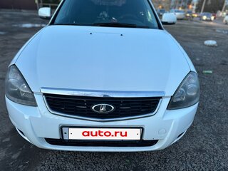2014 Lada (ВАЗ) Priora I Рестайлинг, белый, 385000 рублей, вид 2