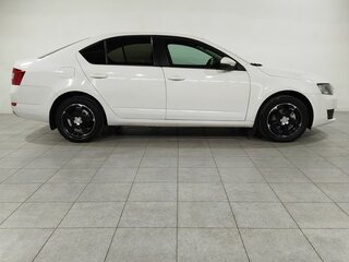 2014 Skoda Octavia III (A7), белый, 970000 рублей, вид 4