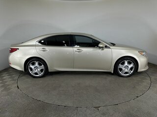 2013 Lexus ES 250 VI, бежевый, 1700000 рублей, вид 4