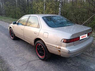1998 Toyota Camry IV (XV20), бежевый, 300000 рублей, вид 2