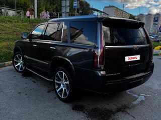 2016 Cadillac Escalade IV, серый, 3700000 рублей, вид 4