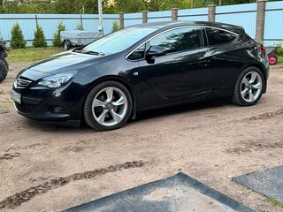 2014 Opel Astra GTC J Рестайлинг, чёрный, 965000 рублей, вид 3