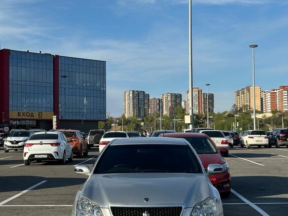 2004 Toyota Crown XII (S180), серый, 1350000 рублей