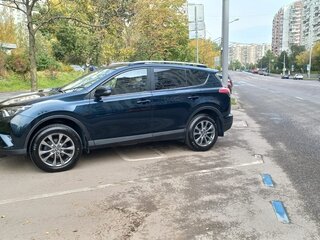 2018 Toyota RAV4 IV (XA40) Рестайлинг, синий, 3400000 рублей, вид 1